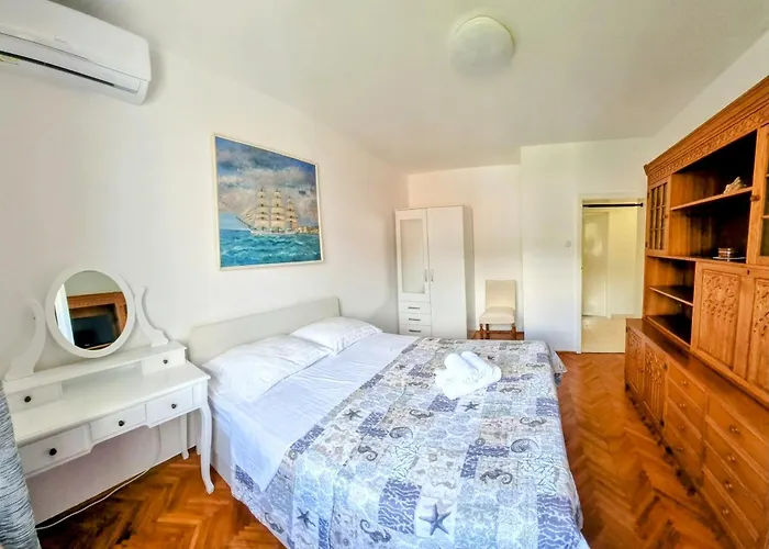 Apartment Lea Bayview