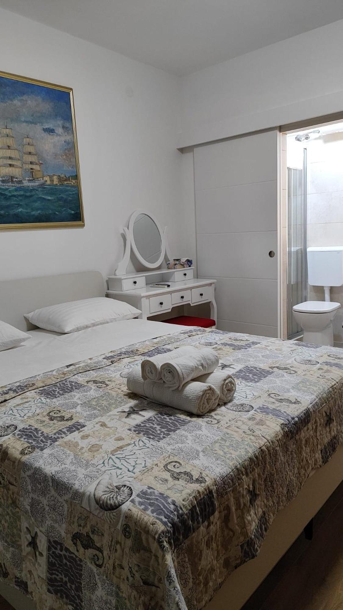 Lea Bayview Apartment